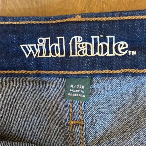 High- Rise Denim Shorts - Picture 4 of 4